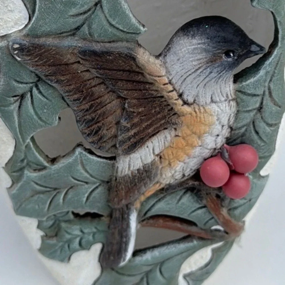 Vintage‎ Chickadee Bird Ceramic Vase Holly Berry Cut Out Nature Decor 6.5